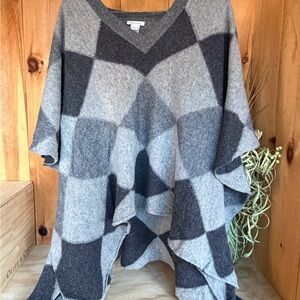 Boston Proper Gray and Charcoal Argyle Poncho